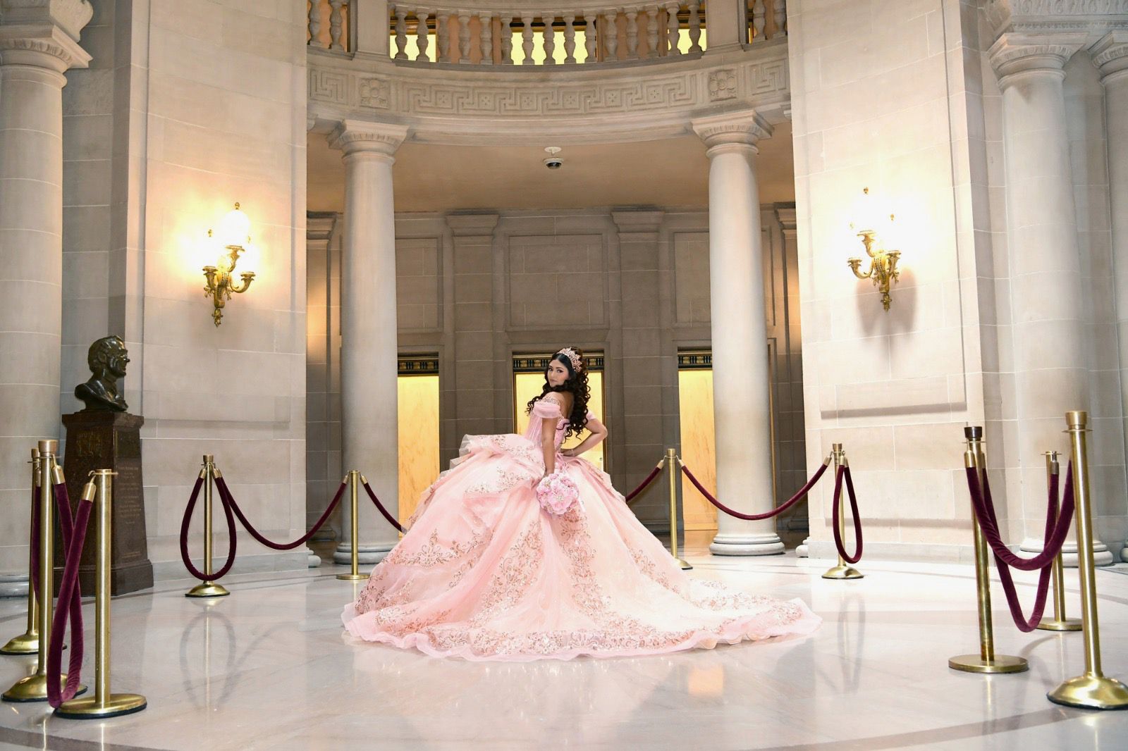 Capitol rotunda full portrait session